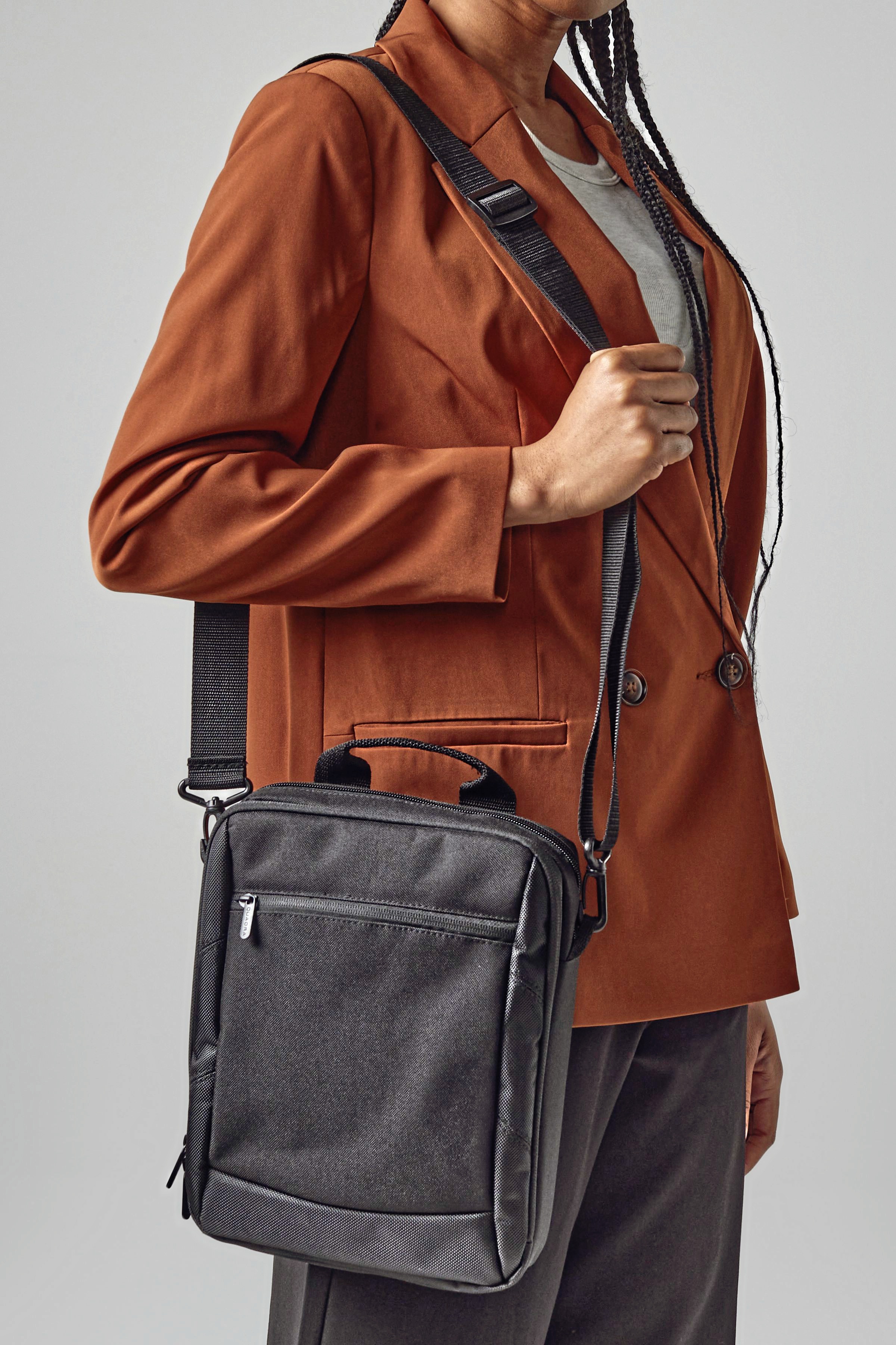 Executive Tablet Shoulder Bag