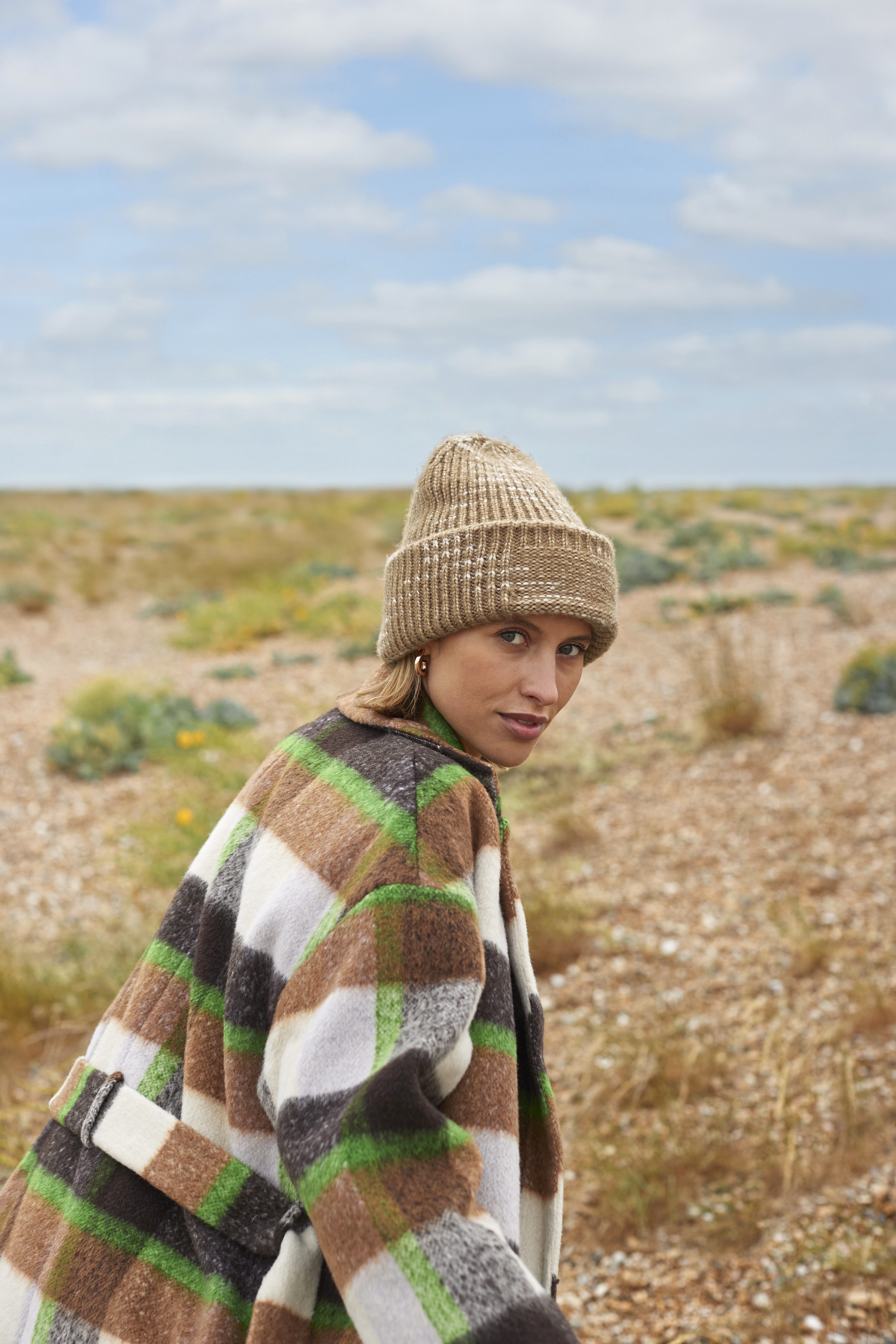 Beechfield Chunky Knitted Patch Beanie