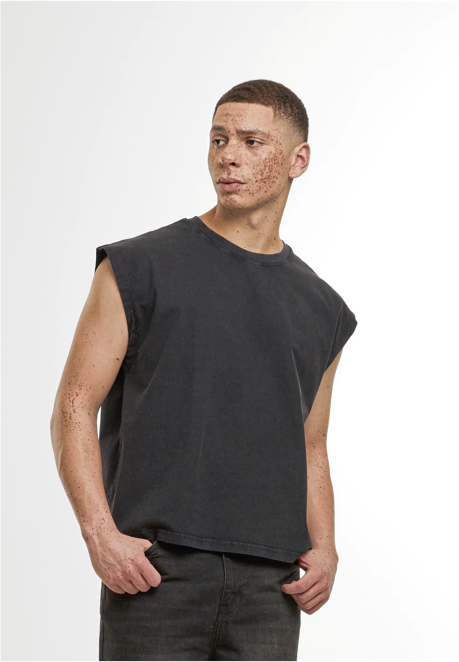 Build Your Brand Vintage Cropped Heavy Sleeveless Tee