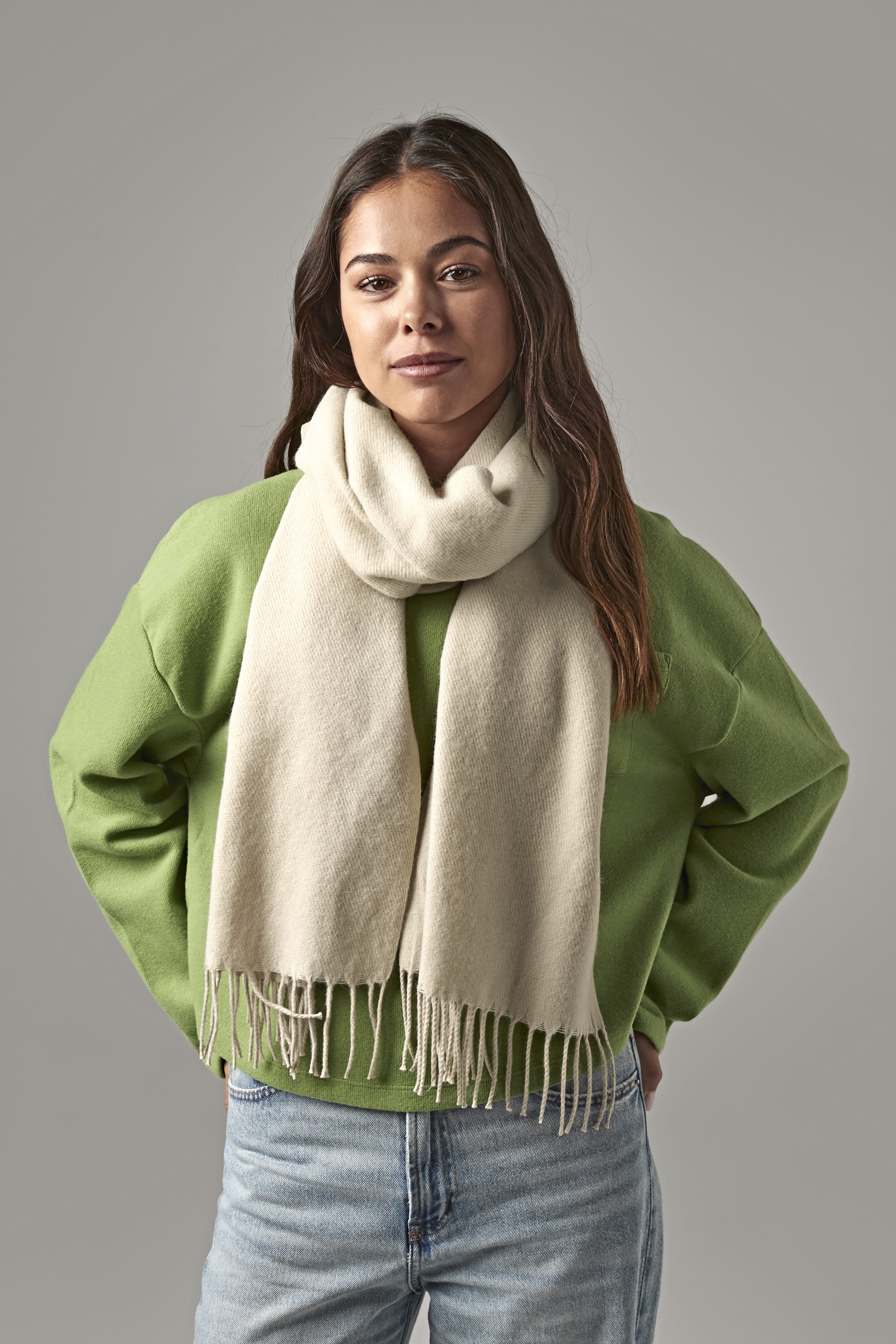 Beechfield Classic Woven Scarf