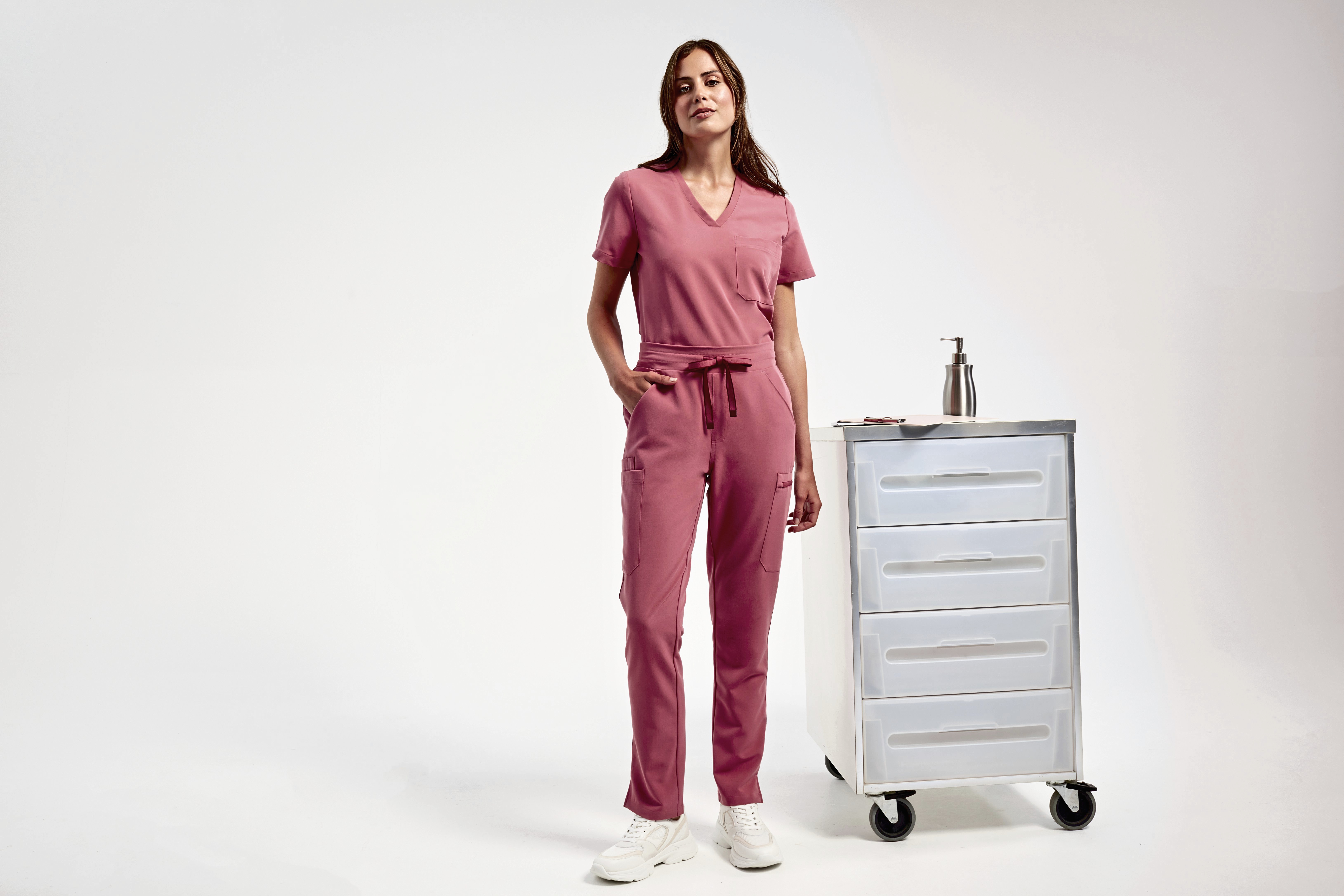 Relentless Women`s Onna-Stretch Cargo Pant
