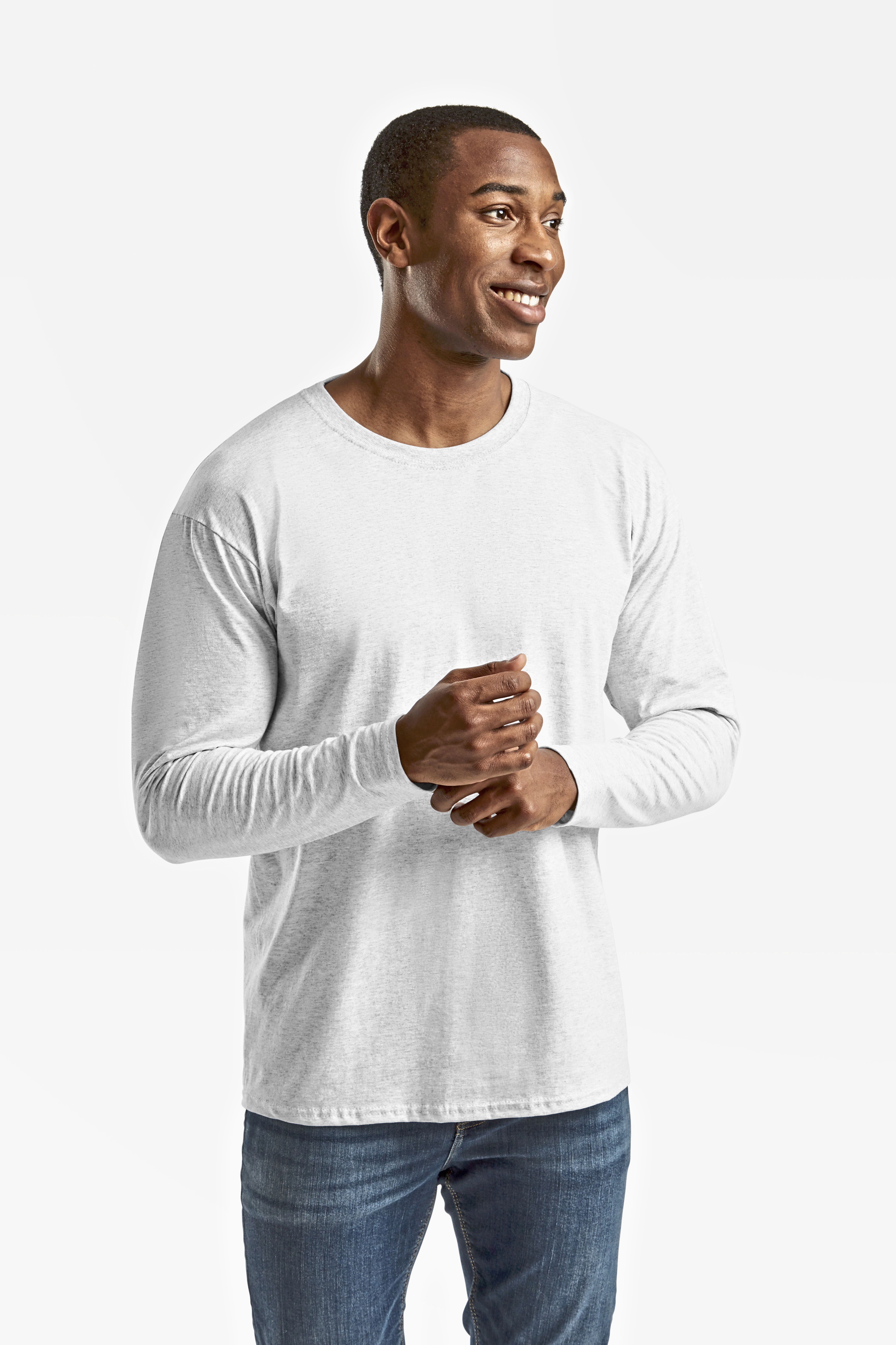 Fruit of the Loom Valueweight Long Sleeve T Modellbild