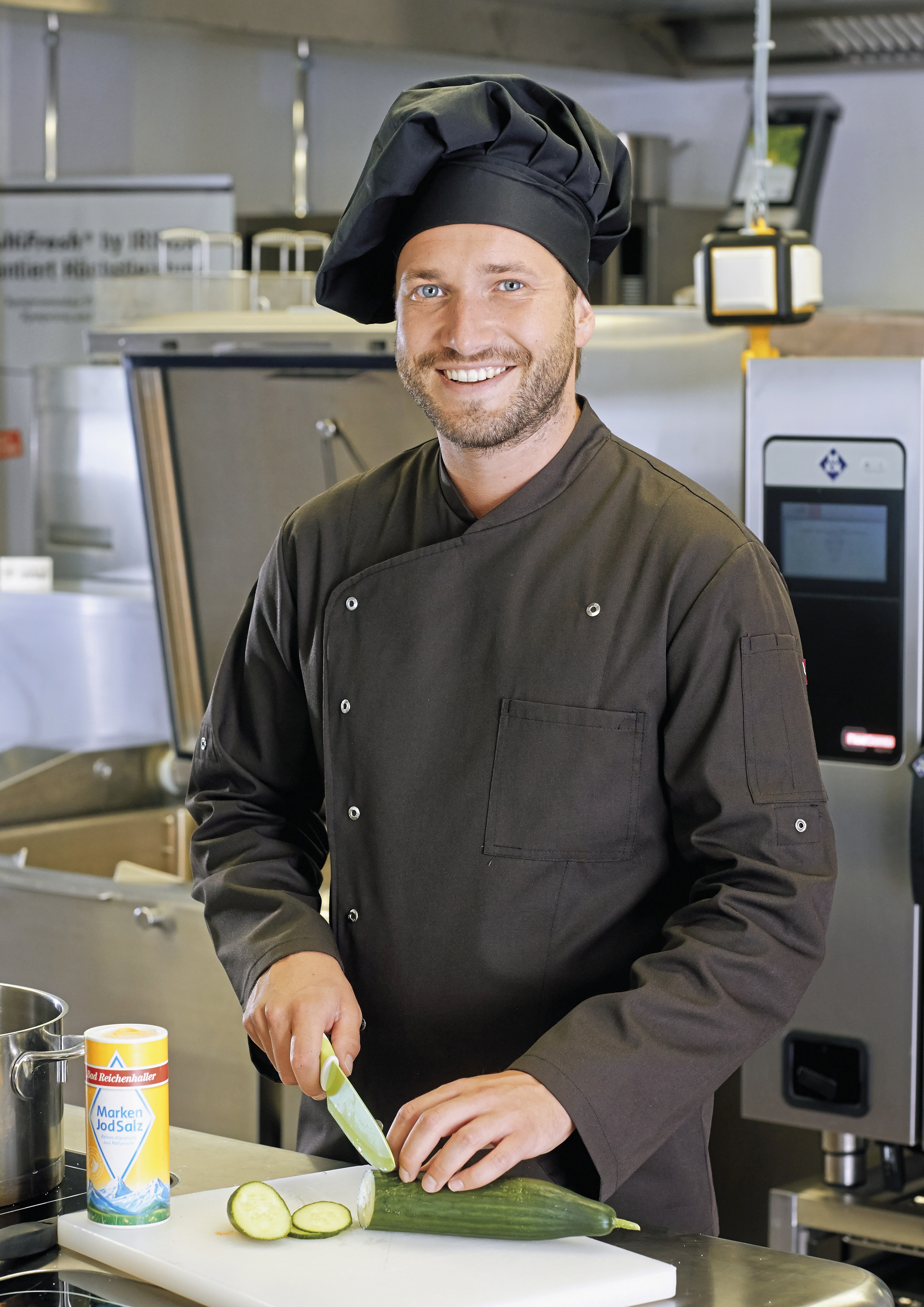 Chianti Chef Hat