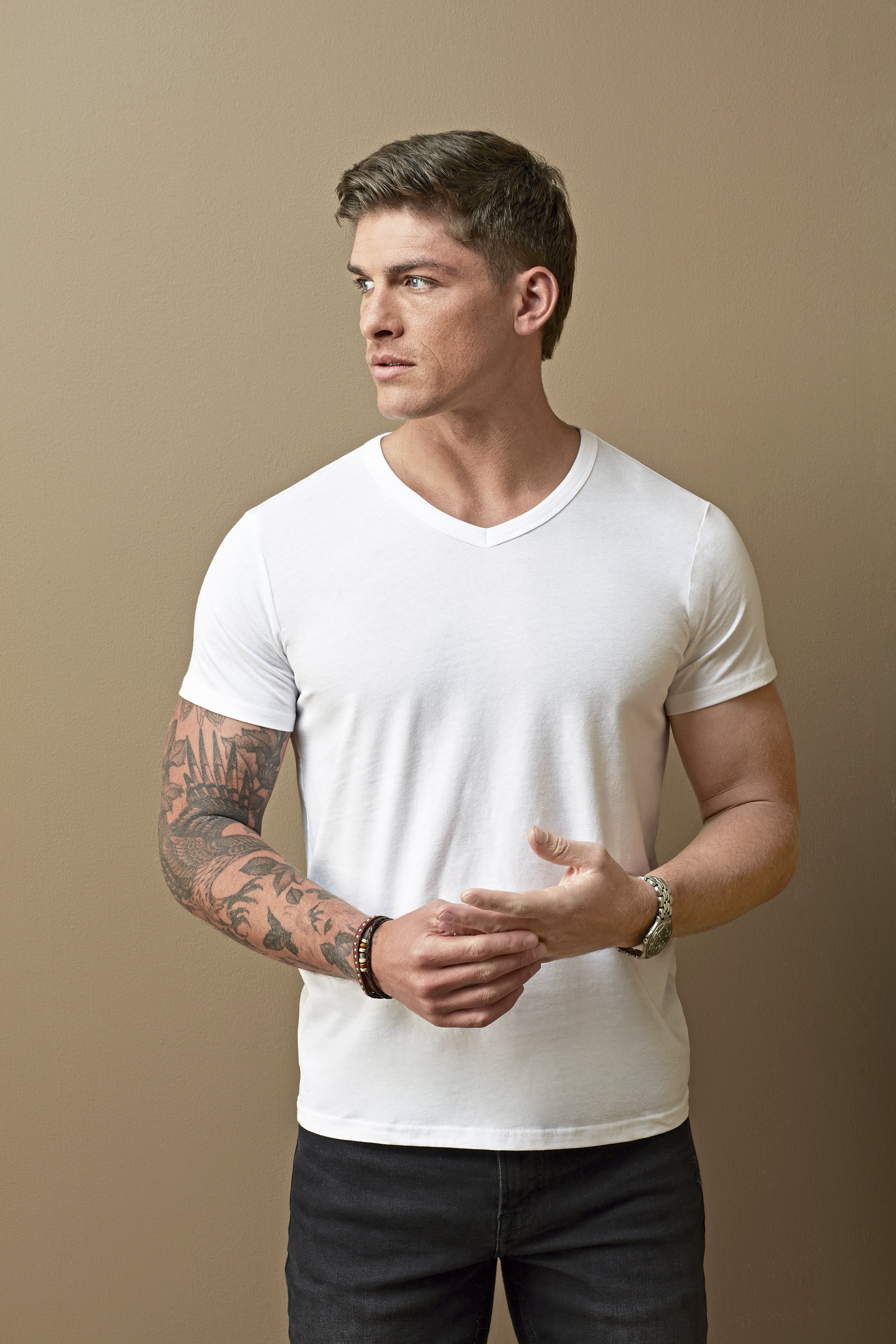 Ben V-Neck