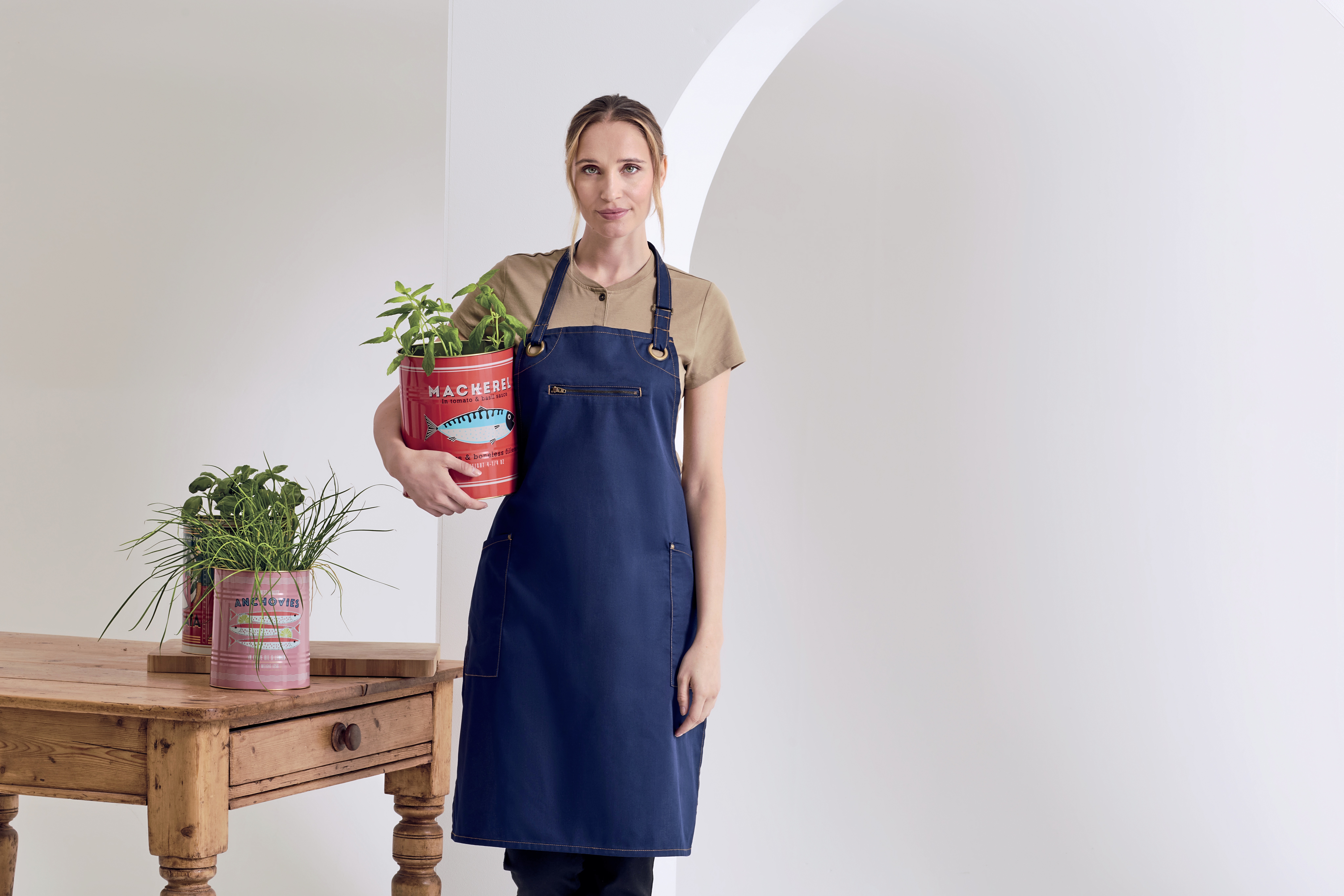 'Barley' Contrast Stitch Bib Apron