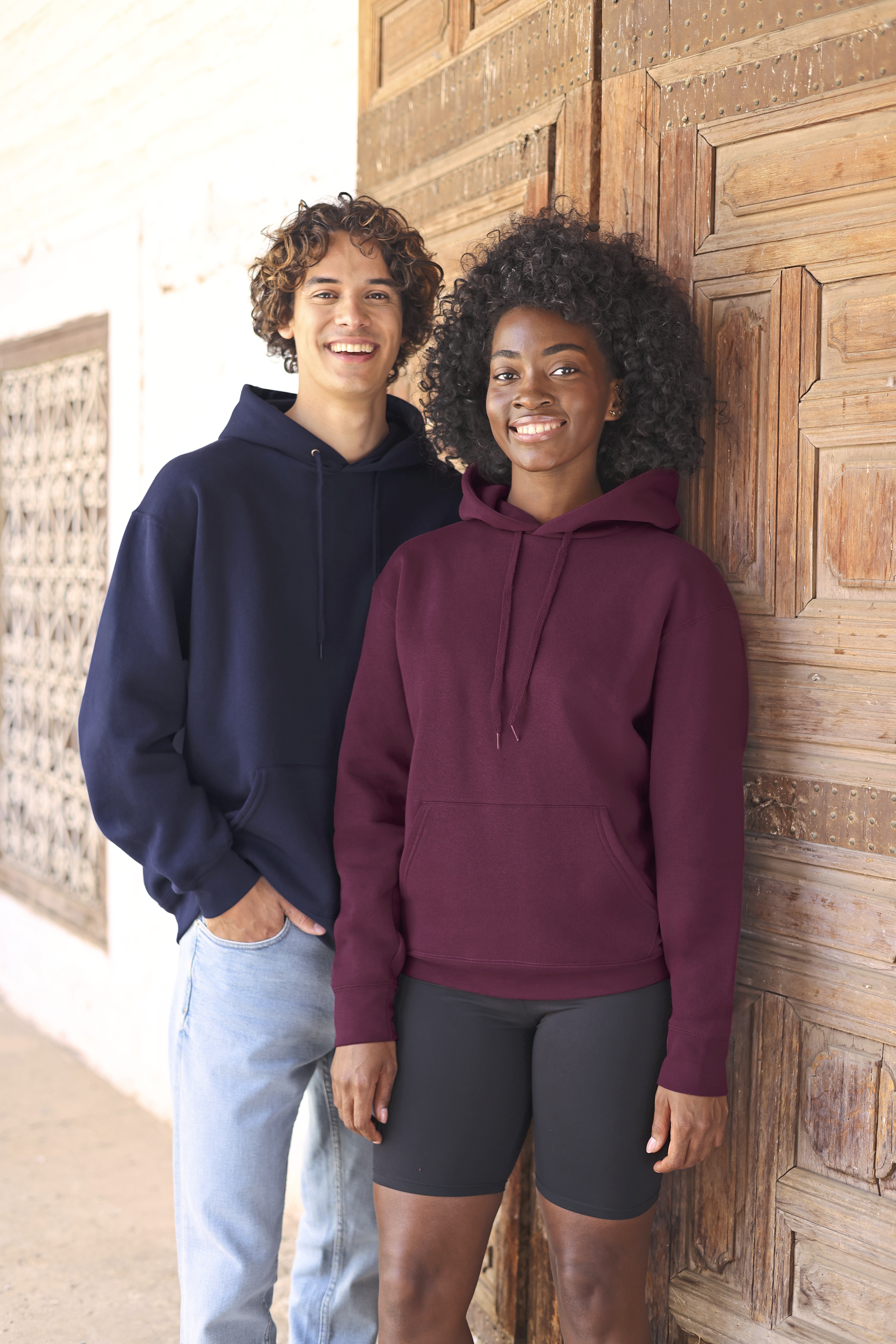 Fruit of the Loom Iconic Premium Hooded Sweat Modellbild