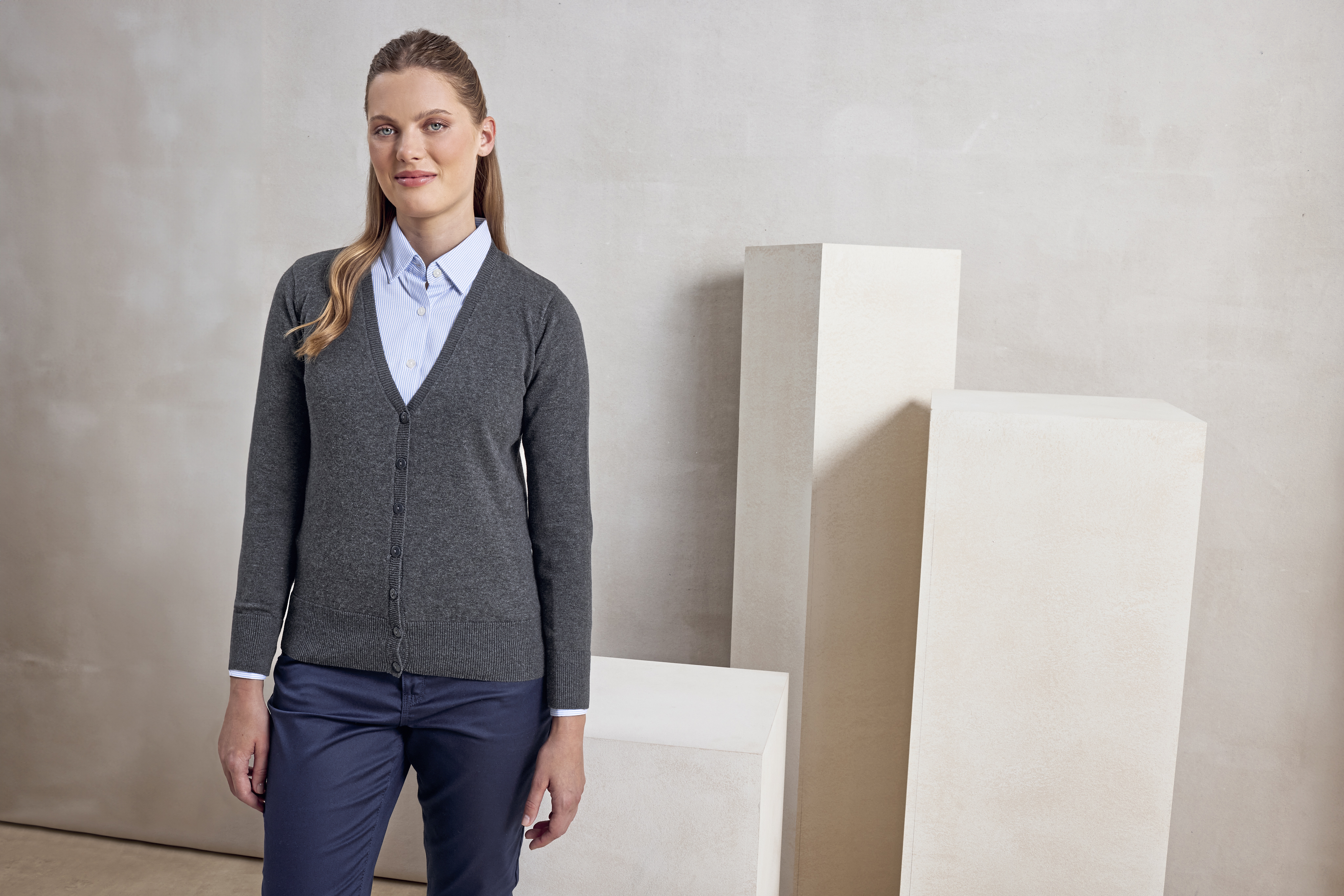 Women´s Button Through Knitted Cardigan