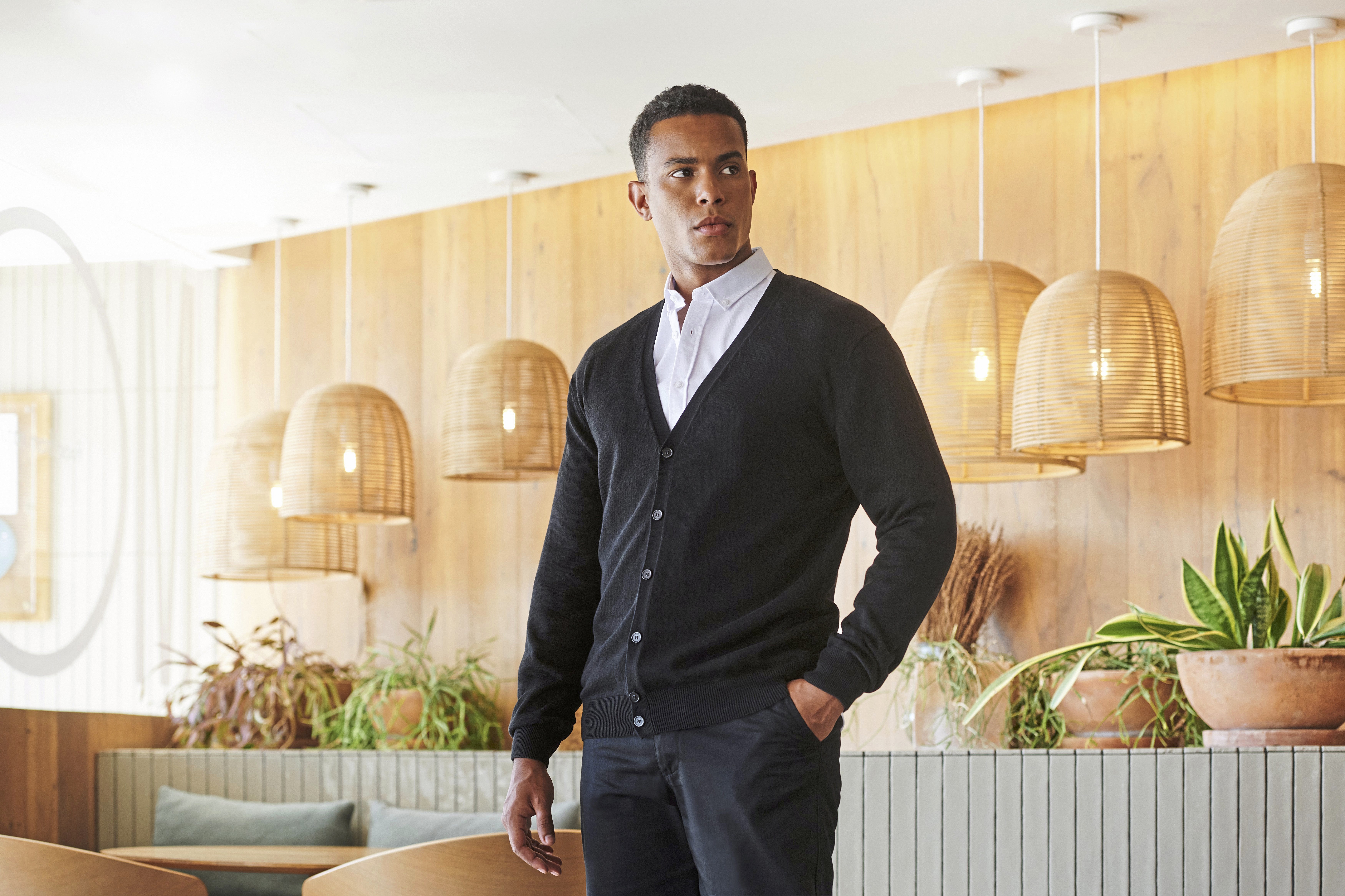Men´s Lightweight V-Neck Cardigan